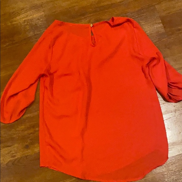 Bright red blouse - Picture 3 of 3